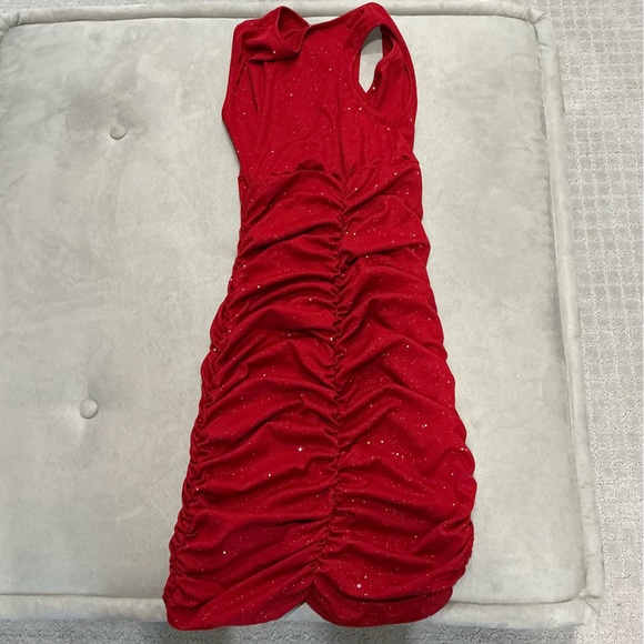 Red Ruched Dress sparkly bodycon - Picture 3 of 3